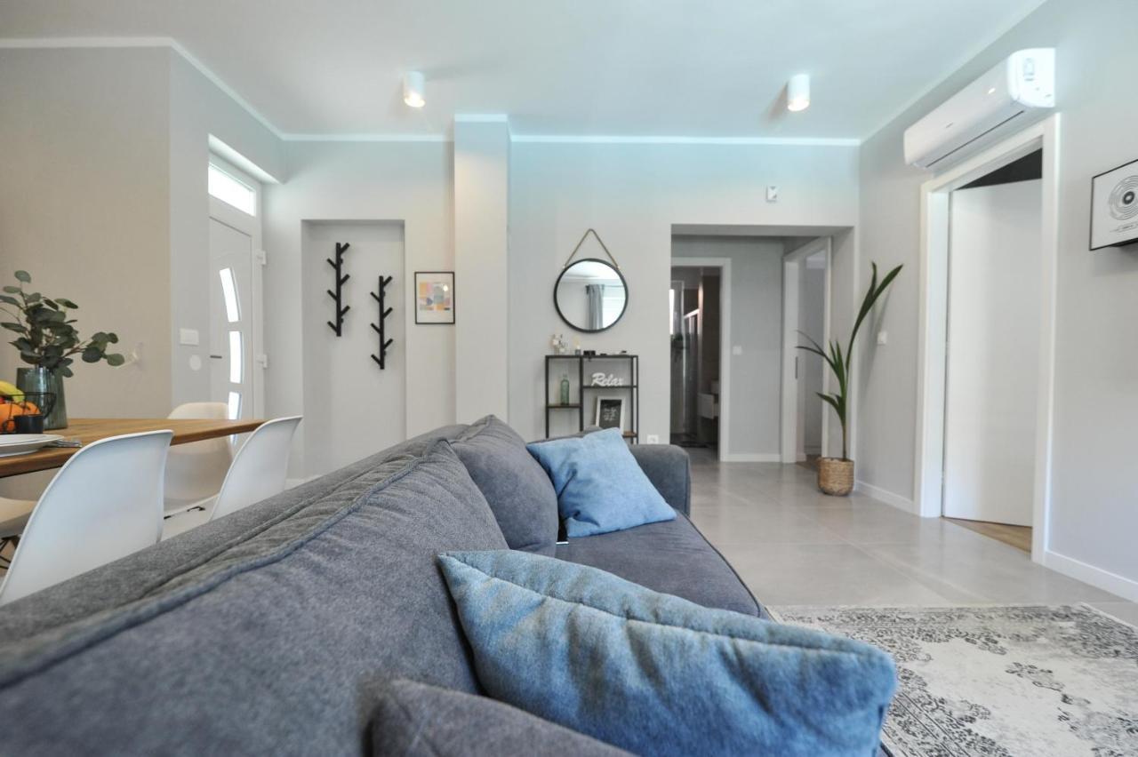 Tony's House With Private Pool, Garden And Parking