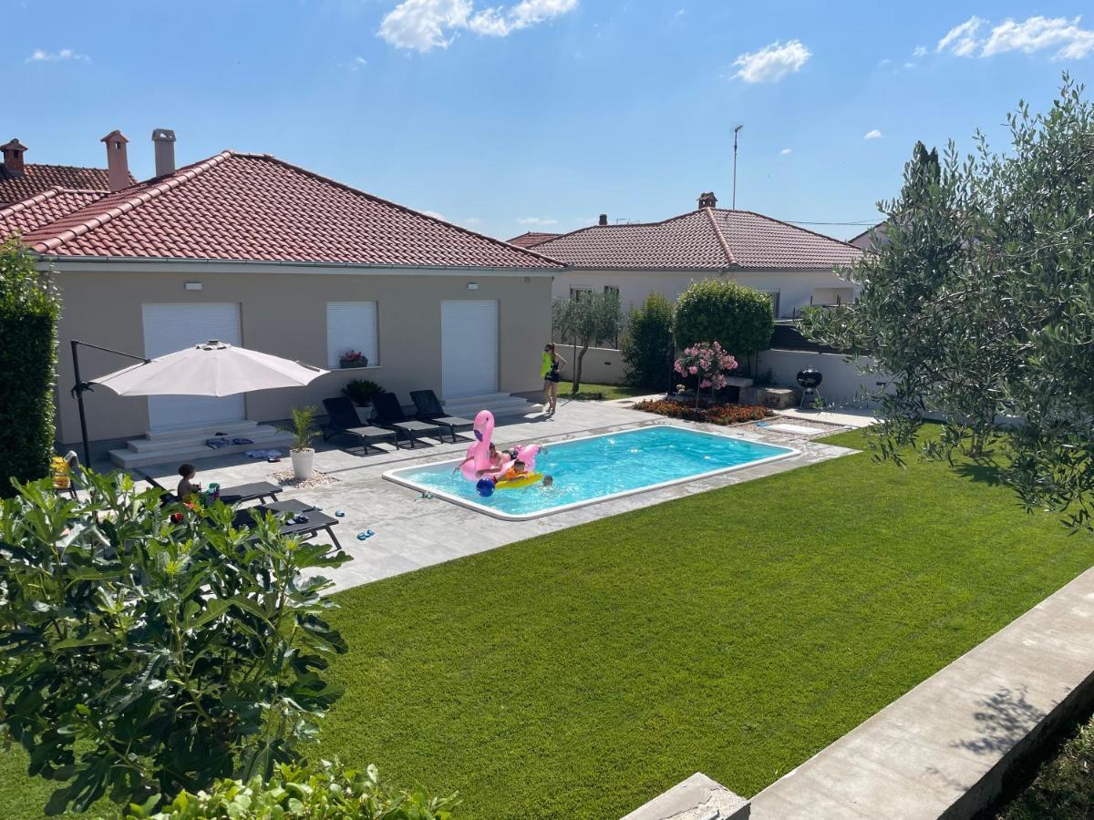 Tony's House With Private Pool, Garden And Parking Willa *